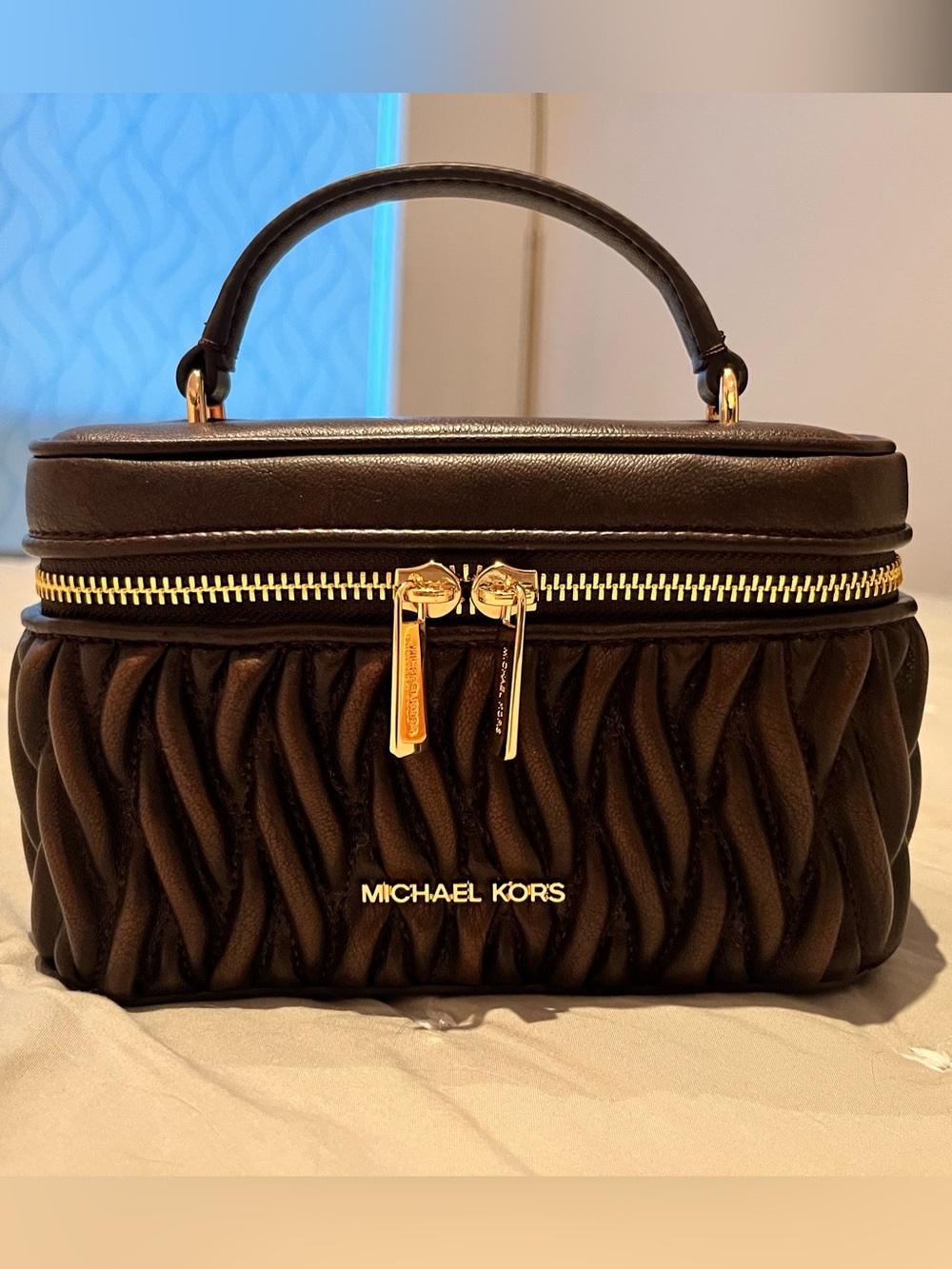 Michael Kors Outlet Vivi Small Matelasse Burnished Vanity Crossbody Bag